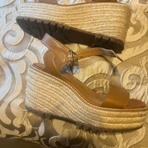 Crown Vintage leather camel wedges